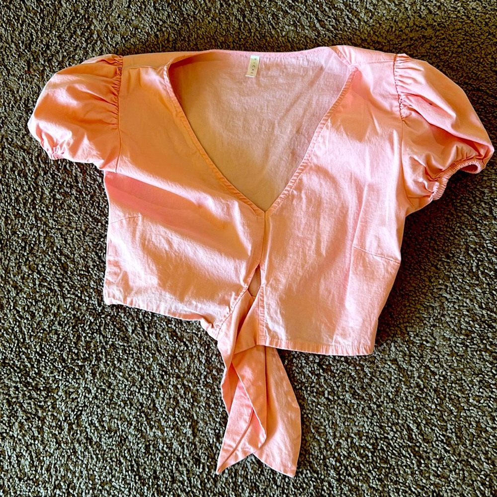 Pink top 
Colombian brand
New top, size M